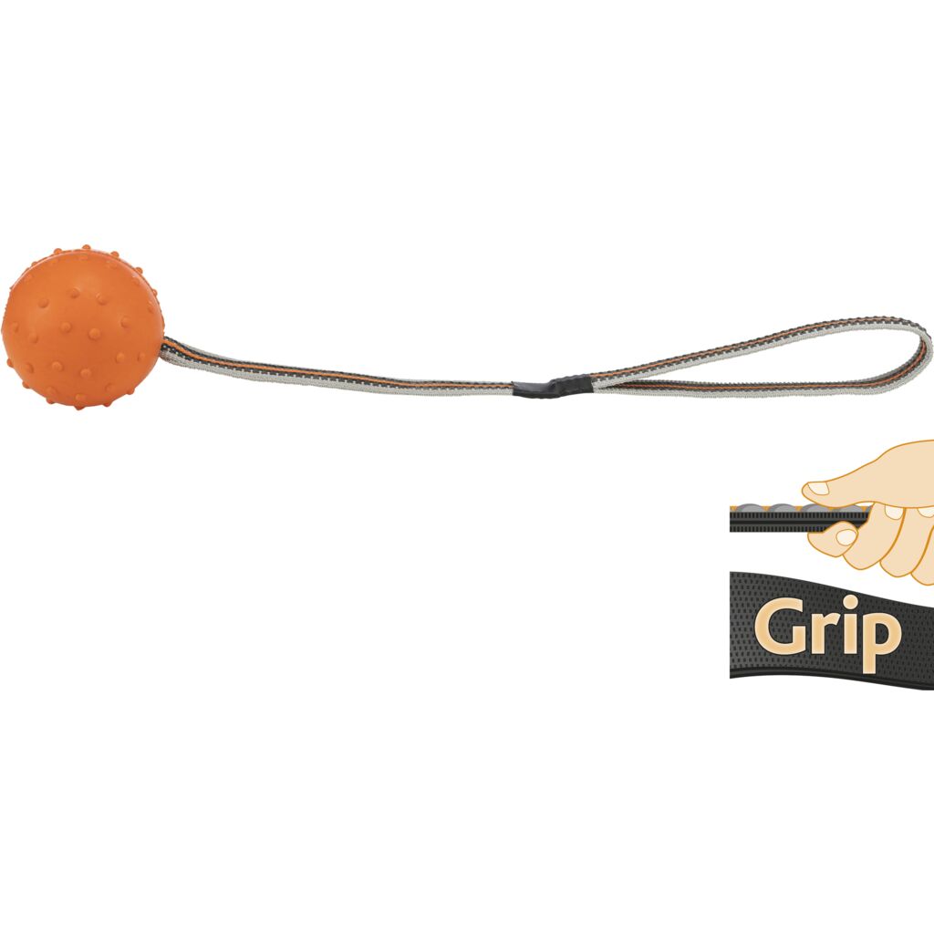 Trixie Ball Gurt 32820 – Schwimmfähiger Hundeball leicht aus Naturgummi mit rutschfester Schlaufe